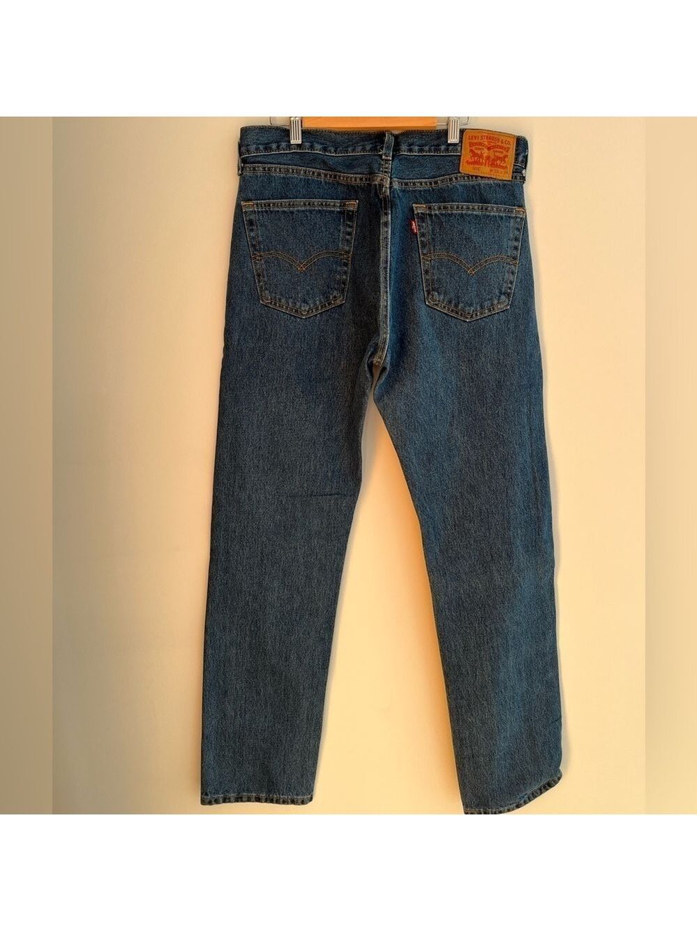 LEVI’S 505 Regular Straight Fit Classic 5 Pocket Style Size 33x34 New Never Worn